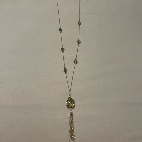 Elegant Abalone Teardrop Pendant Necklace - Picture 2 of 3